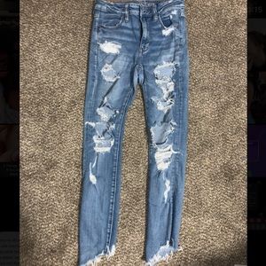 American Eagle ripped Jeans Size 6
